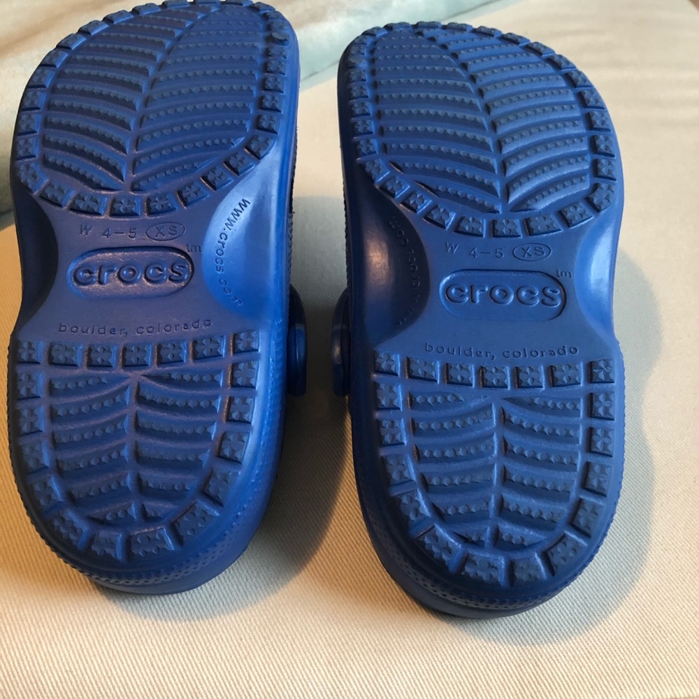 CROCS!! - Picture 4 of 7